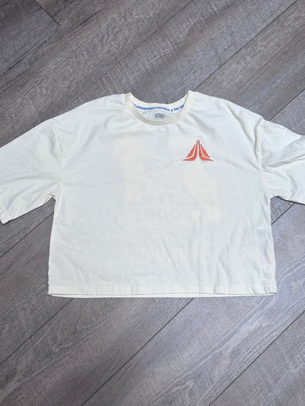 Disneyland Star Wars Star Tour creme crop top